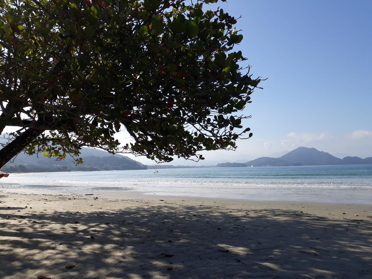 Beira Mar Apto 711 Ubatuba Buitenkant foto